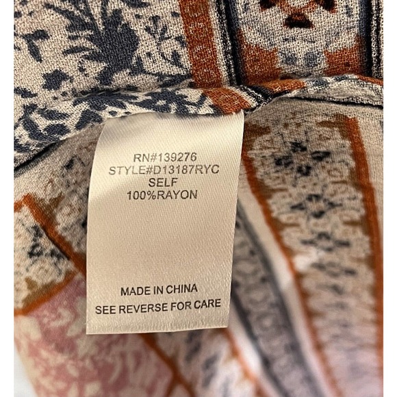 Daniel Rainn 3/4 Roll Tab Sleeve Patchwork Floral Popover Top Womens Size Large - Picture 4 of 7